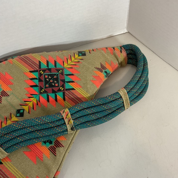 Kavu Rope Sling Crossbody Bag Southwest Aztec Print - Picture 6 of 11